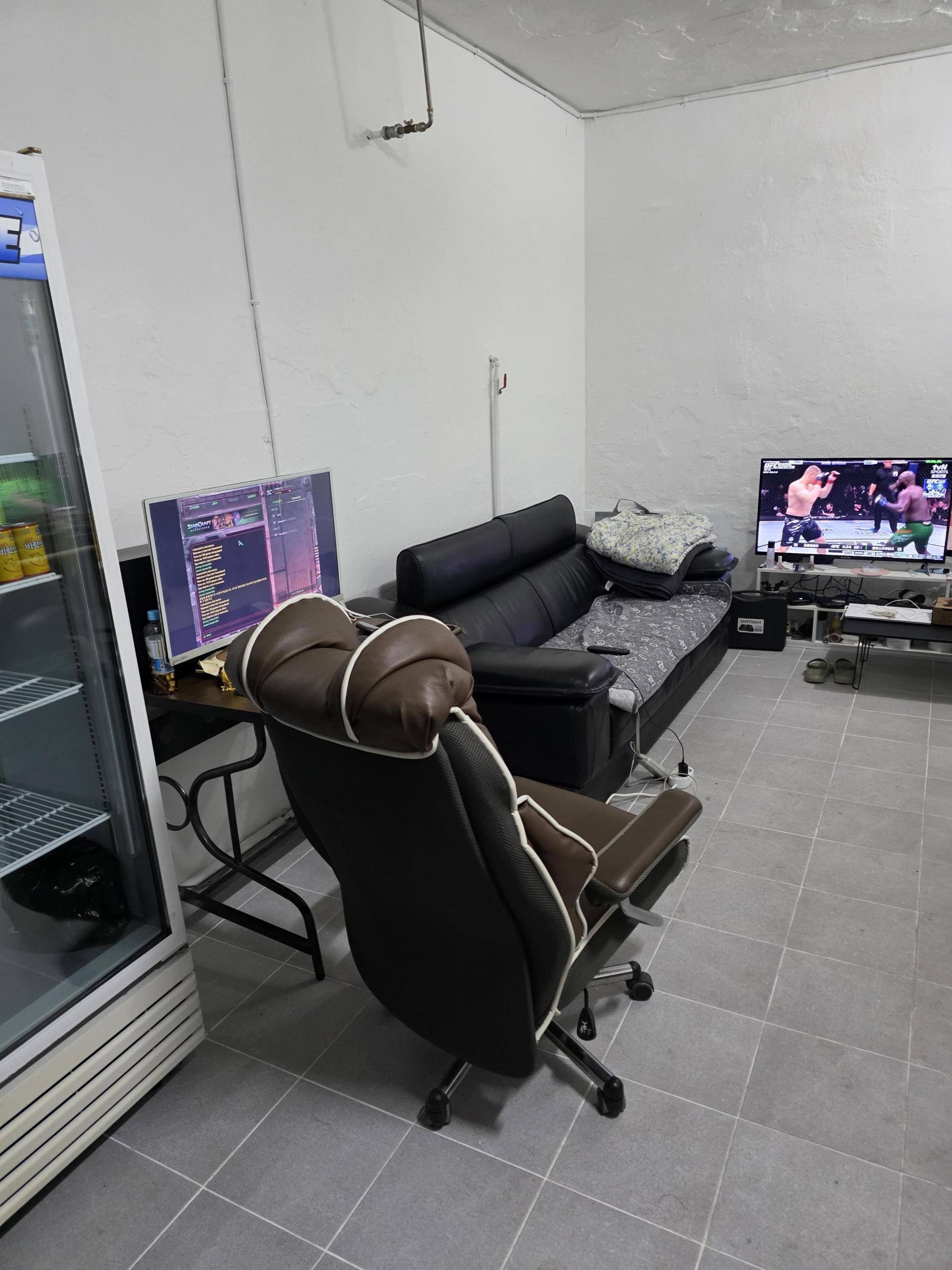 c2c50eba04372.jpg