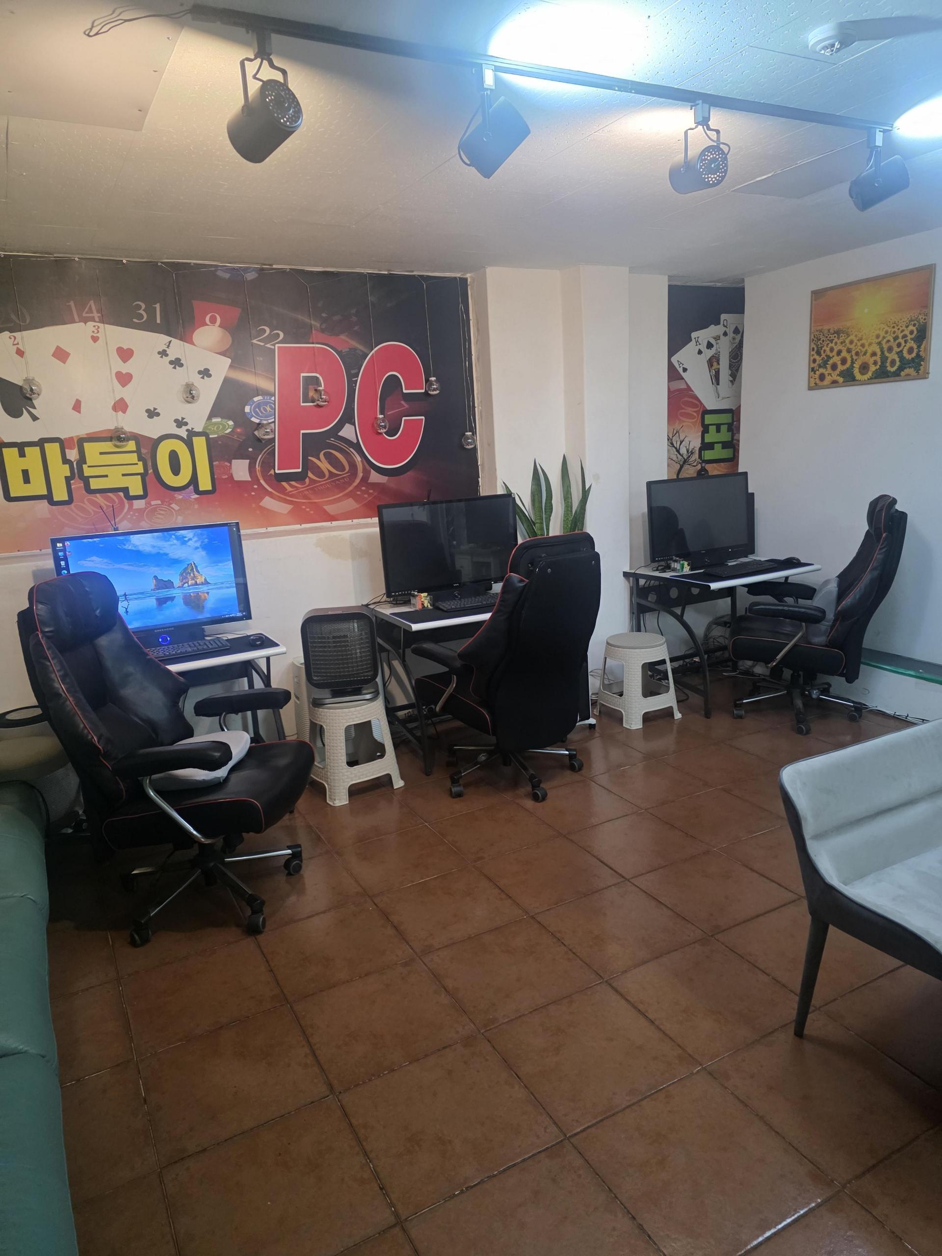 a70f0f8c6d308.jpg